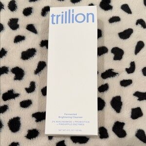 White Brightening Cleanser